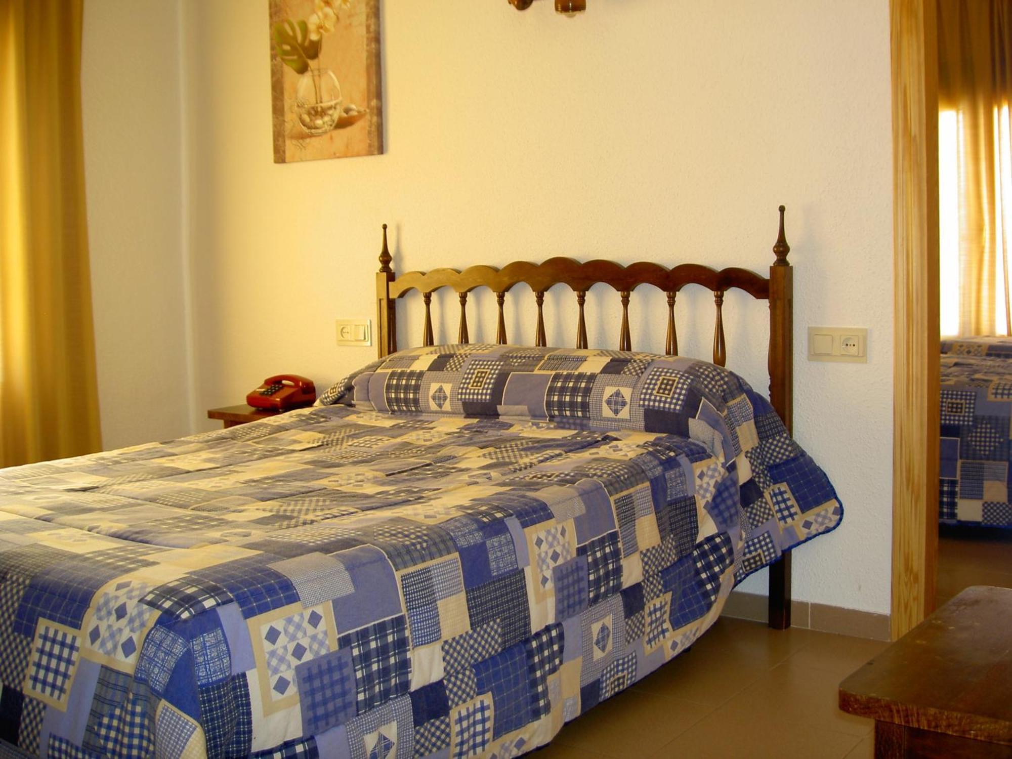 Hotel Alvarez Tuejar Ngoại thất bức ảnh